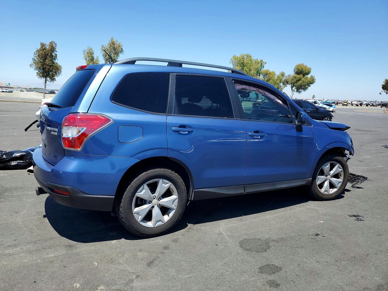 2015 Subaru Forester 2.5i Premium Синий vin: JF2SJADCXFH832439