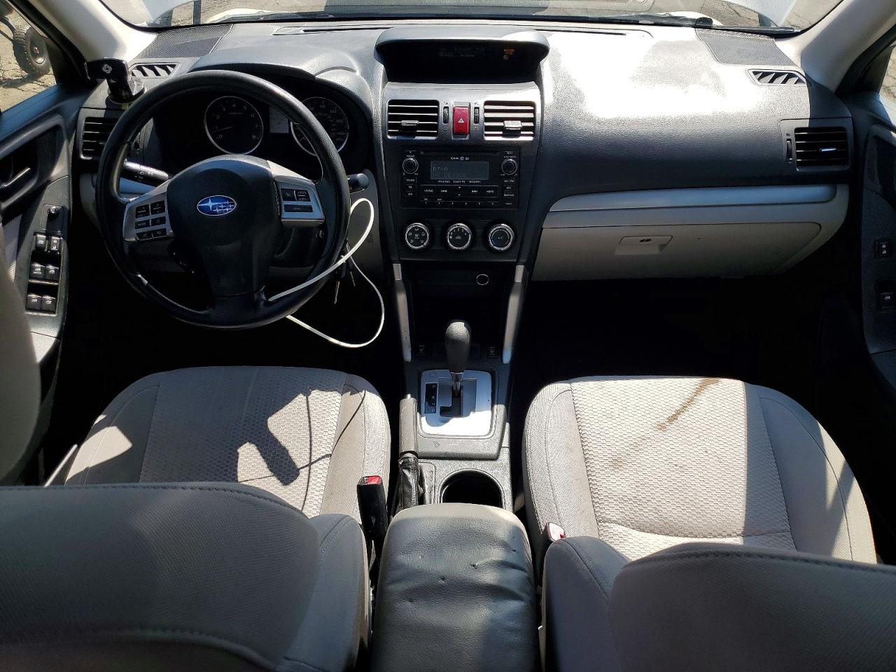 2015 Subaru Forester 2.5i Premium White vin: JF2SJADCXFH836300