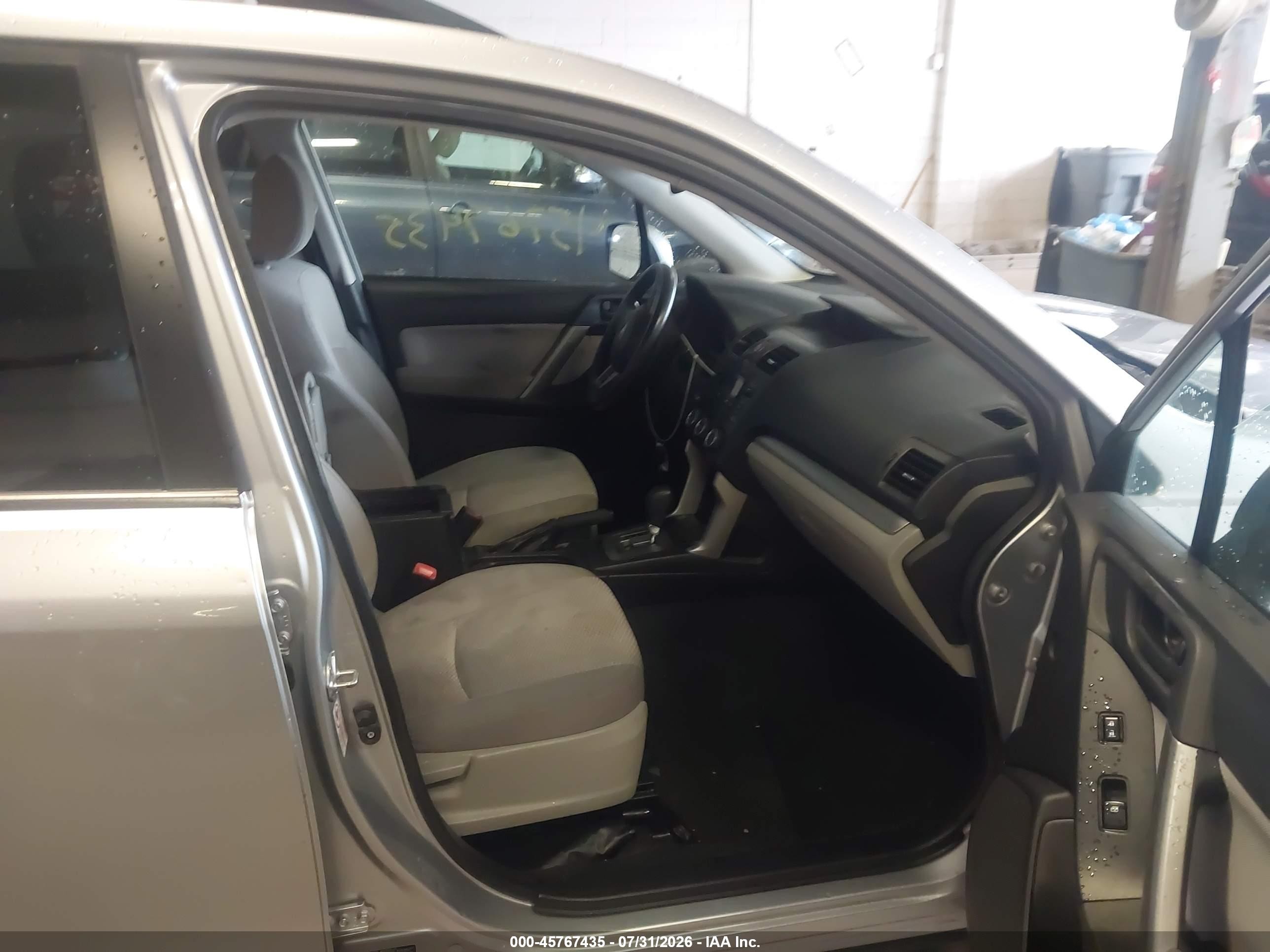 2014 Subaru Forester 2.5i Premium Silver vin: JF2SJAEC0EH404036