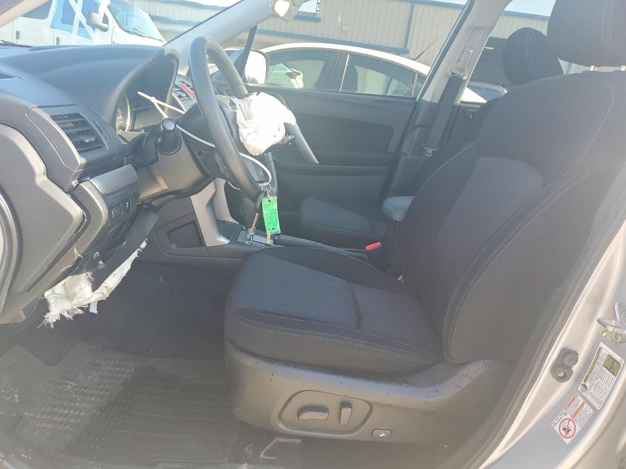 2014 Subaru Forester 2.5i Premium Silver vin: JF2SJAEC0EH428708