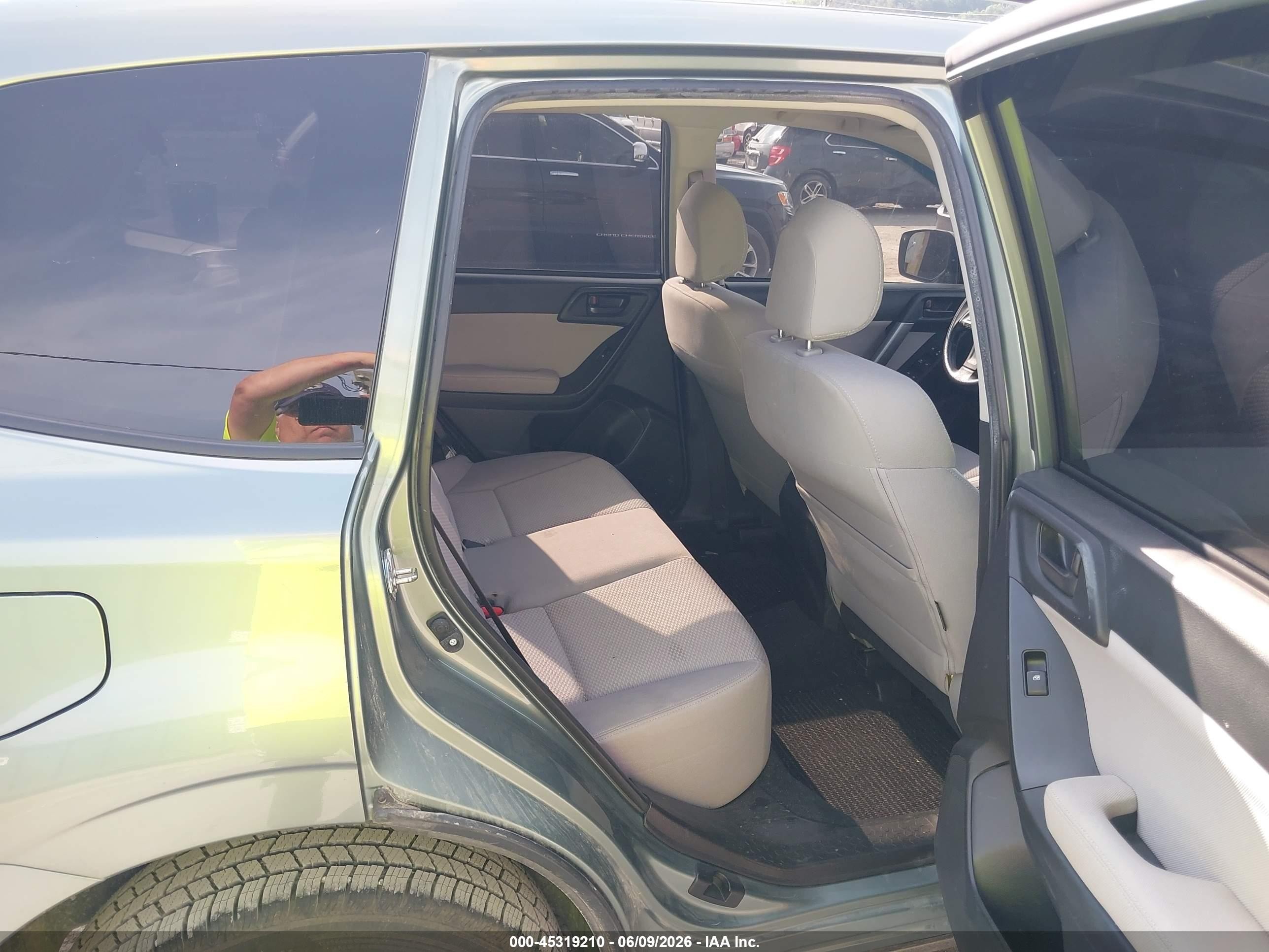2014 Subaru Forester 2.5i Premium Green vin: JF2SJAEC0EH446609