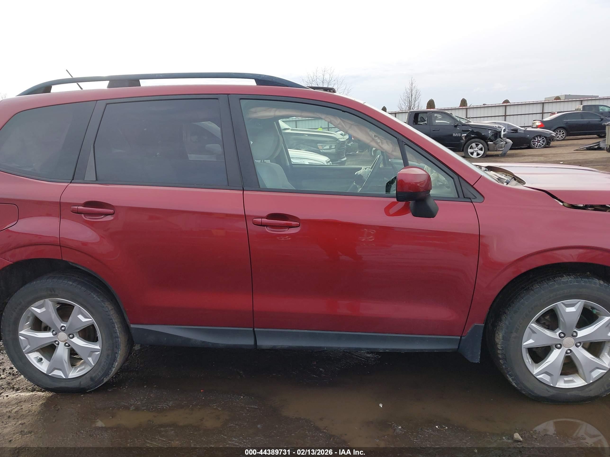 2014 Subaru Forester 2.5i Premium Red vin: JF2SJAEC0EH467041