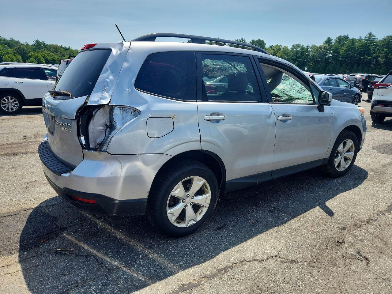 2014 Subaru Forester 2.5i Premium Silver vin: JF2SJAEC0EH468593