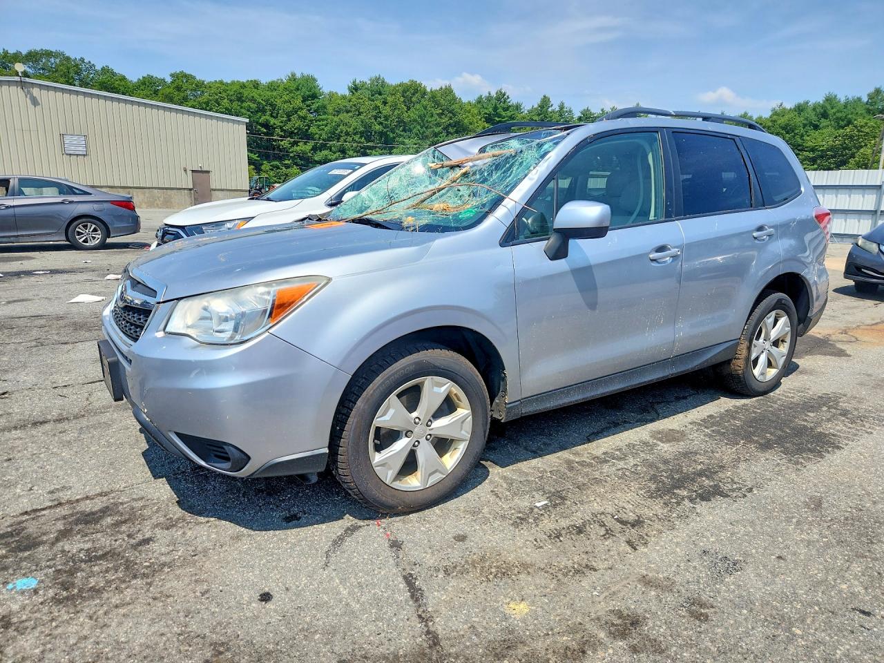 2014 Subaru Forester 2.5i Premium Silver vin: JF2SJAEC0EH468593