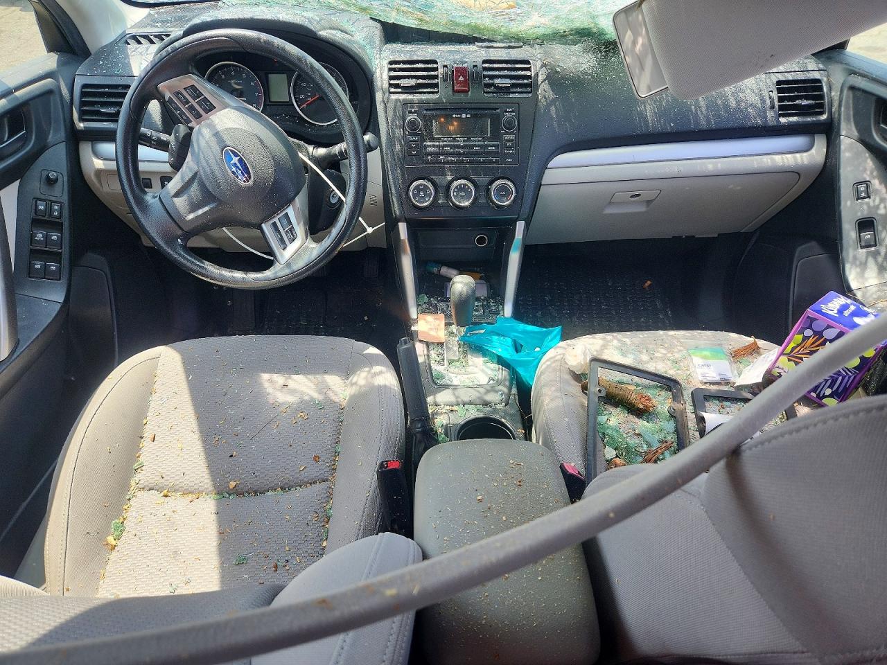 2014 Subaru Forester 2.5i Premium Silver vin: JF2SJAEC0EH468593