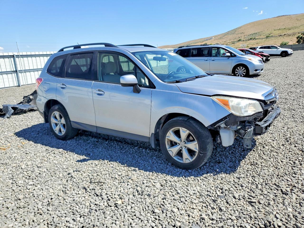 2014 Subaru Forester 2.5i Premium Silver vin: JF2SJAEC0EH481280