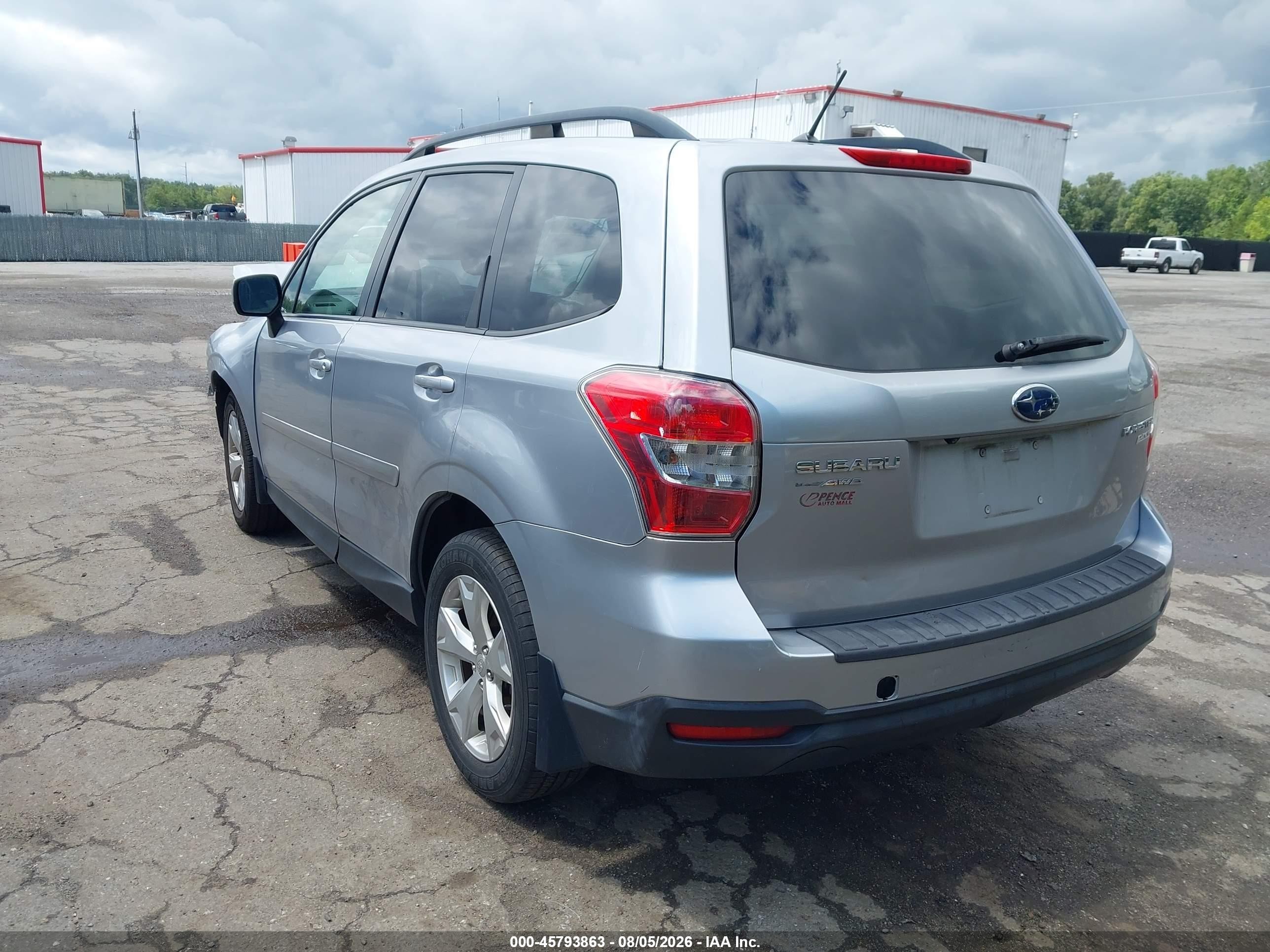 2014 Subaru Forester 2.5i Premium Серебряный vin: JF2SJAEC0EH492814