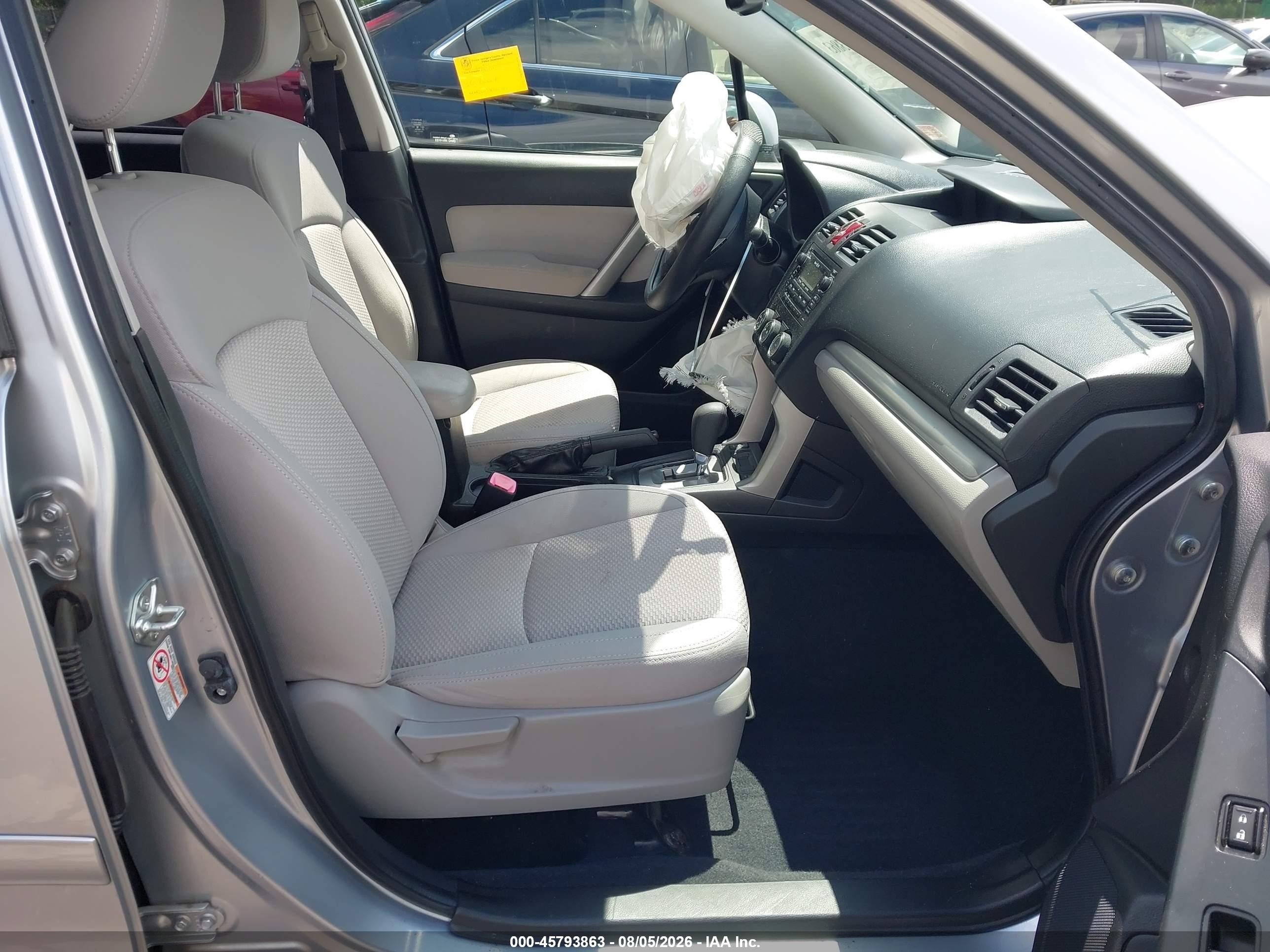 2014 Subaru Forester 2.5i Premium Серебряный vin: JF2SJAEC0EH492814