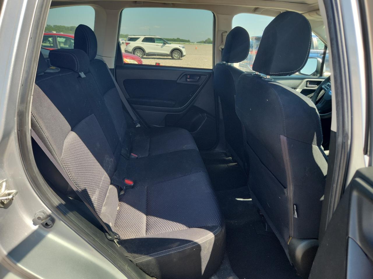 2014 Subaru Forester 2.5i Premium Silver vin: JF2SJAEC0EH523284