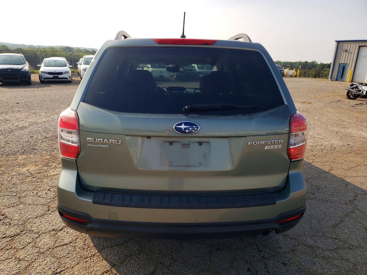 2014 Subaru Forester 2.5i Premium Green vin: JF2SJAEC0EH537122
