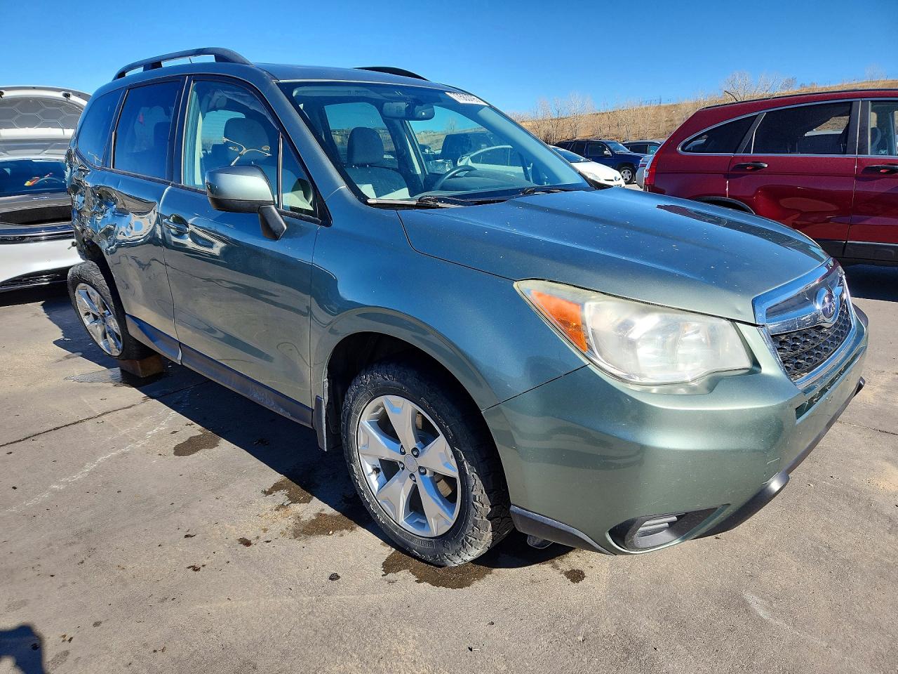 2014 Subaru Forester 2.5i Premium Зеленый vin: JF2SJAEC0EH560030
