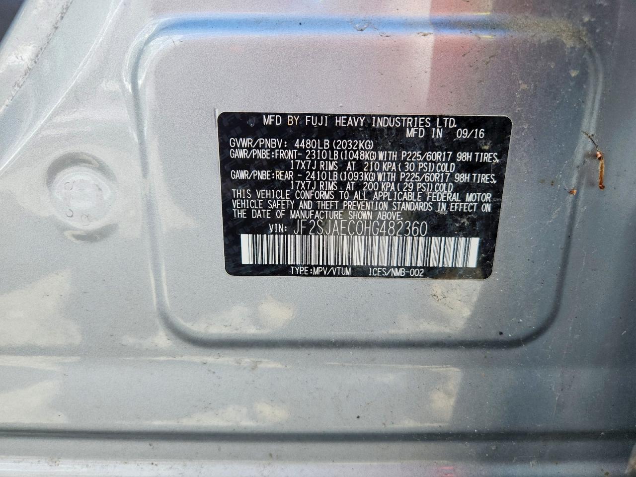 2017 Subaru Forester 2.5i Premium Silver vin: JF2SJAEC0HG482360