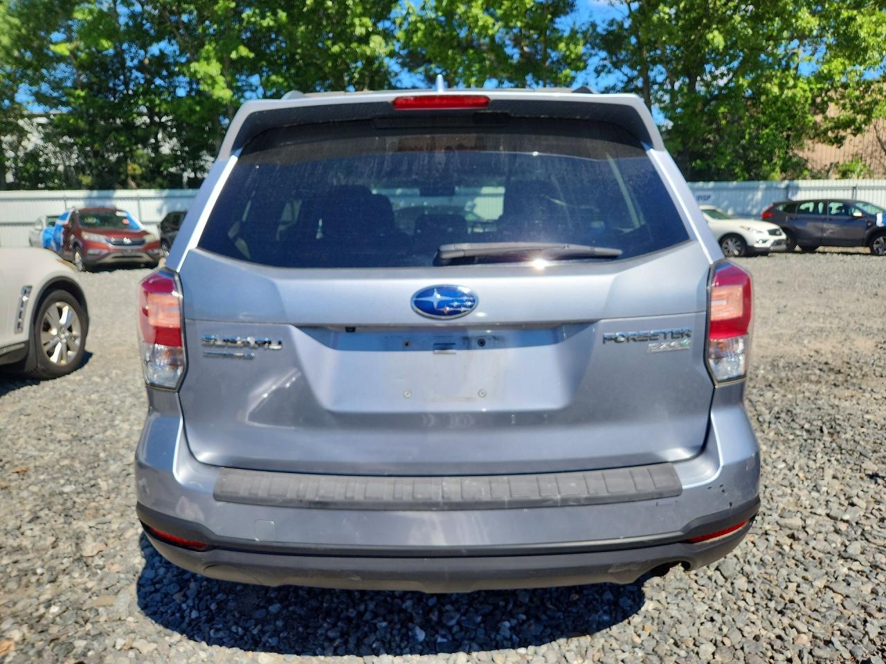2017 Subaru Forester 2.5i Premium Silver vin: JF2SJAEC0HG482360