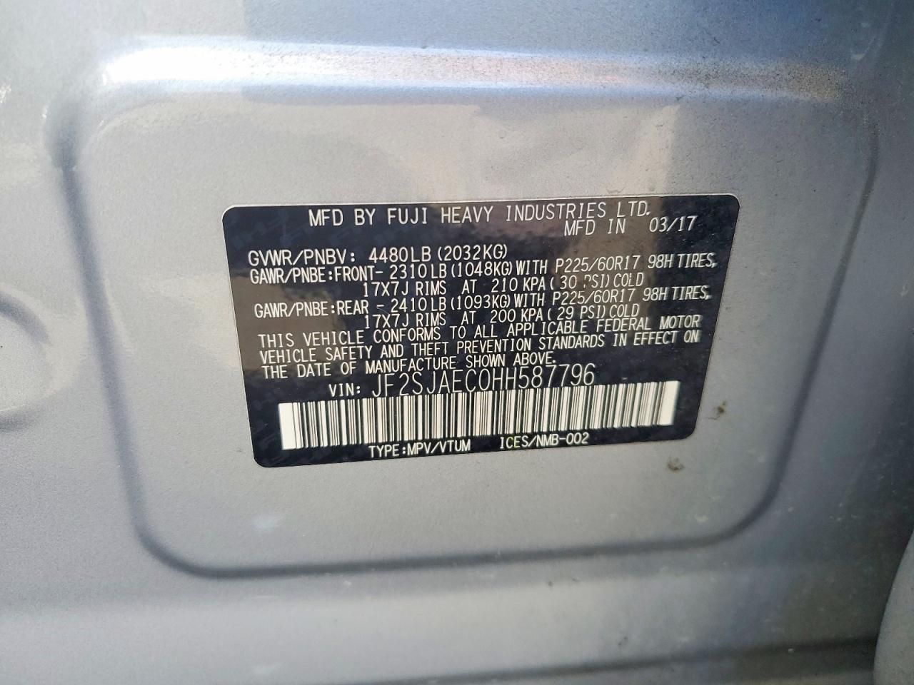 2017 Subaru Forester 2.5i Premium Silver vin: JF2SJAEC0HH587796