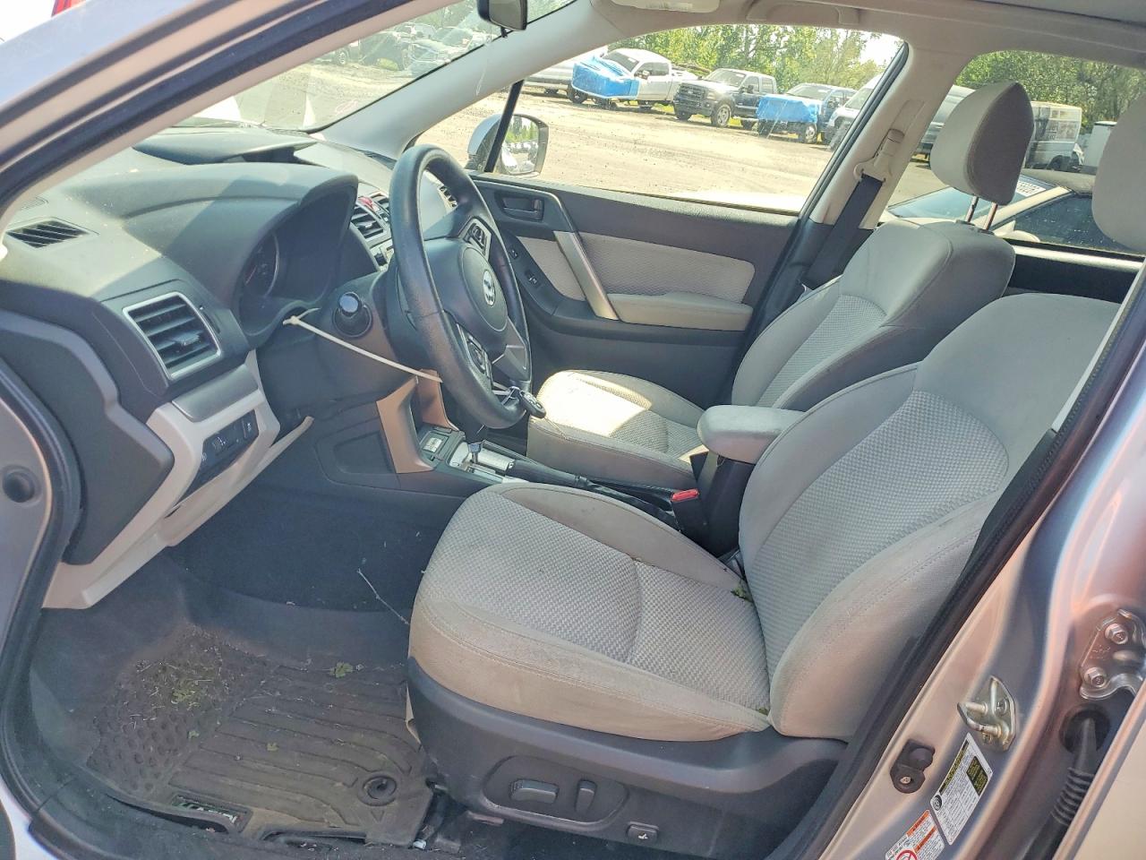 2017 Subaru Forester 2.5i Premium Silver vin: JF2SJAEC0HH587796