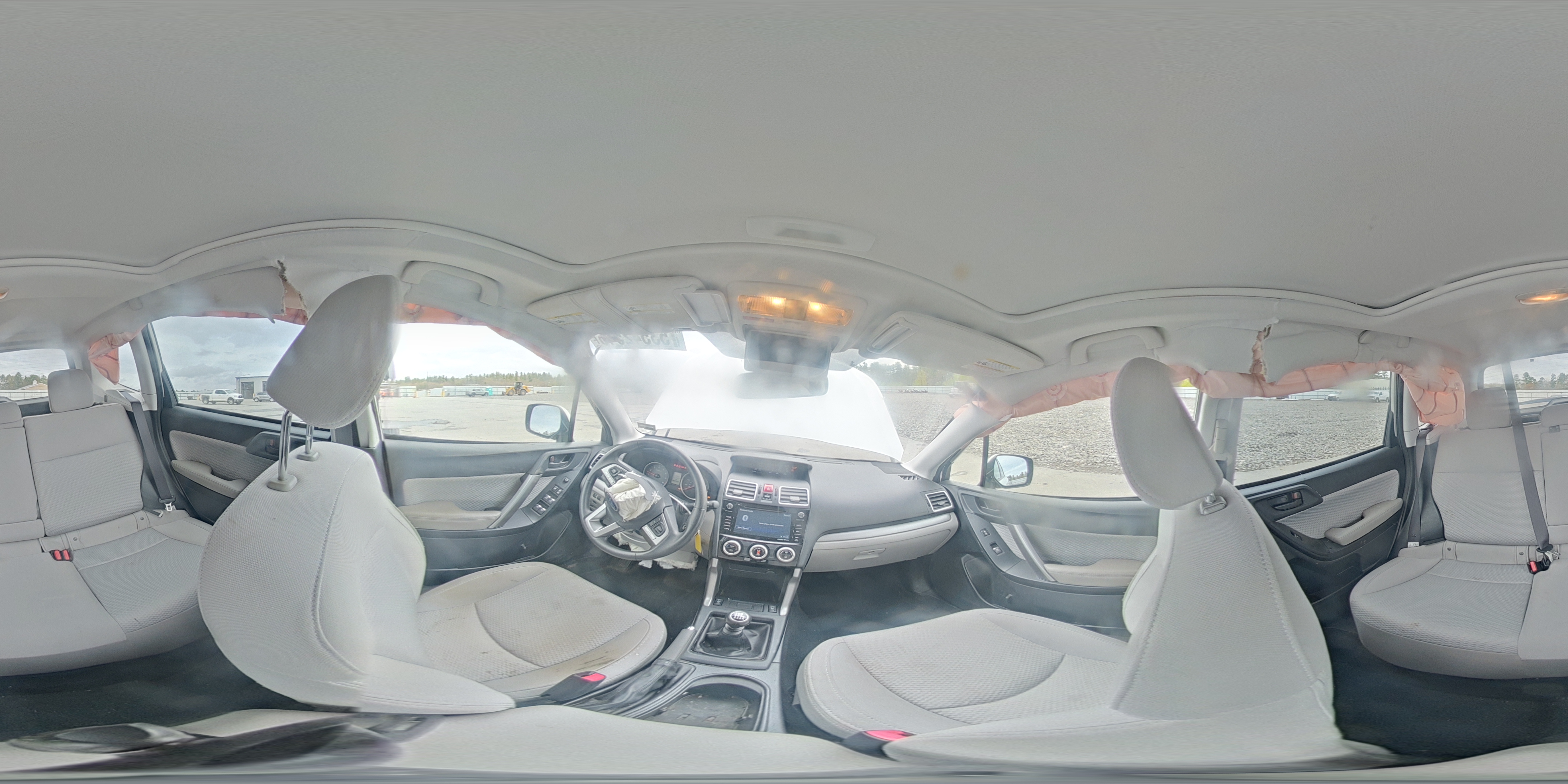 2018 Subaru Forester Premium+cwp White vin: JF2SJAEC0JG436470