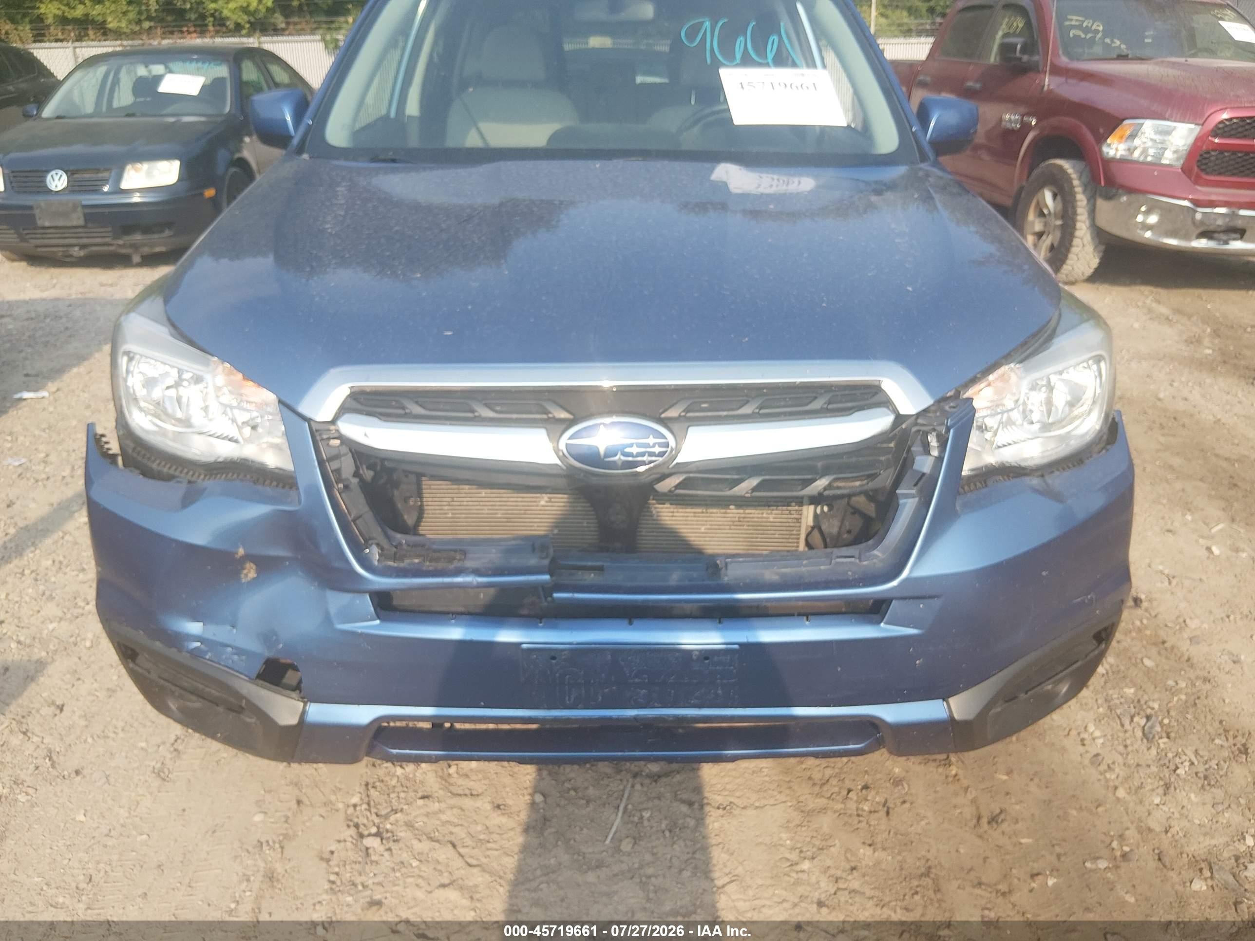 2018 Subaru Forester 2.5i Premium Blue vin: JF2SJAEC0JH402443