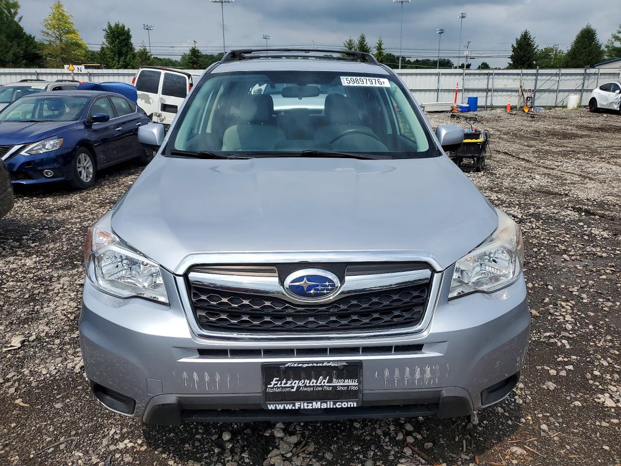 2014 Subaru Forester 2.5i Premium Серебряный vin: JF2SJAEC1EH403221