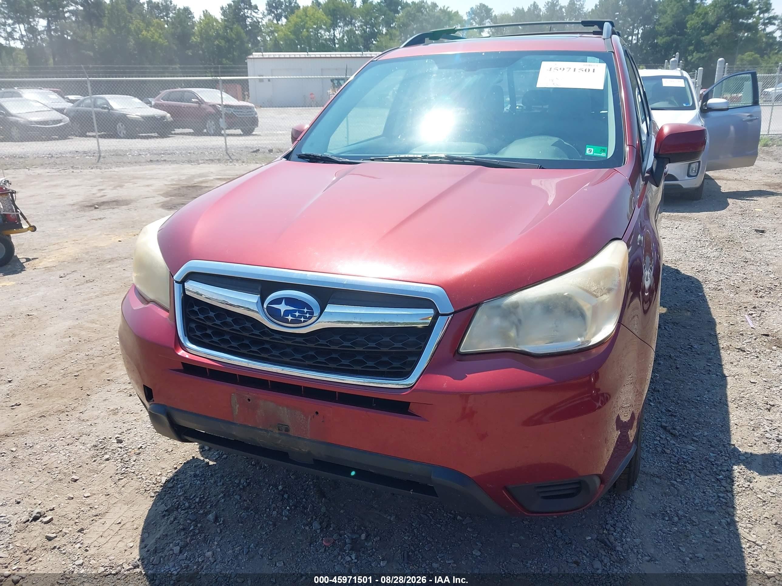 2014 Subaru Forester 2.5i Premium Burgundy vin: JF2SJAEC1EH433593