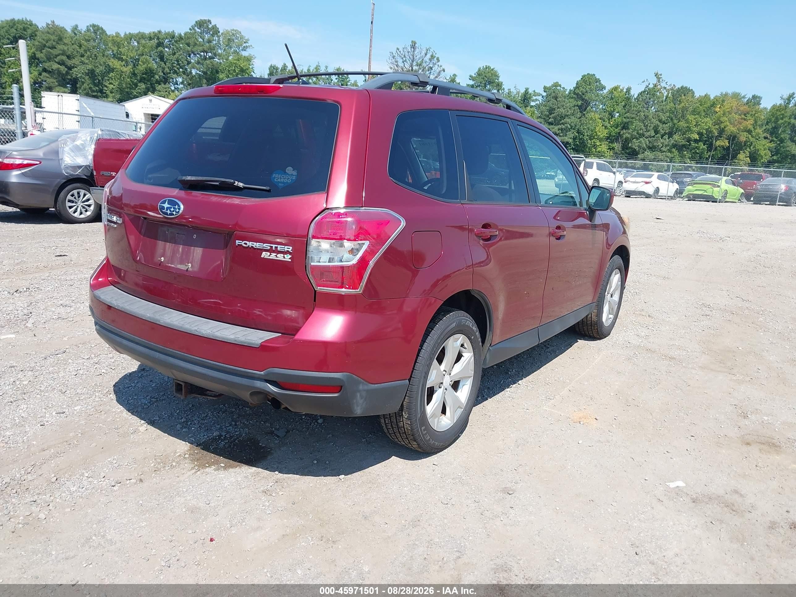 2014 Subaru Forester 2.5i Premium Burgundy vin: JF2SJAEC1EH433593