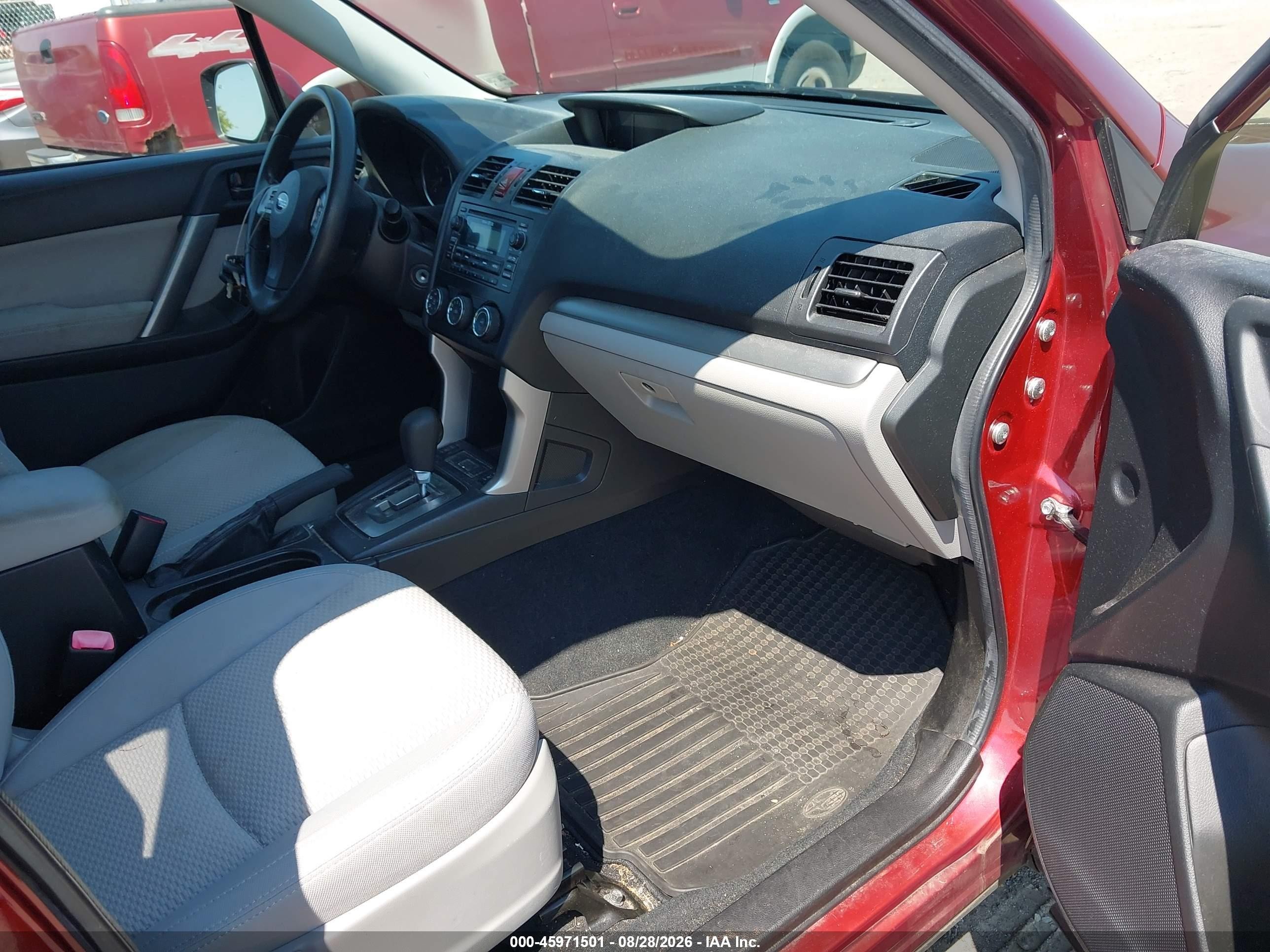 2014 Subaru Forester 2.5i Premium Burgundy vin: JF2SJAEC1EH433593