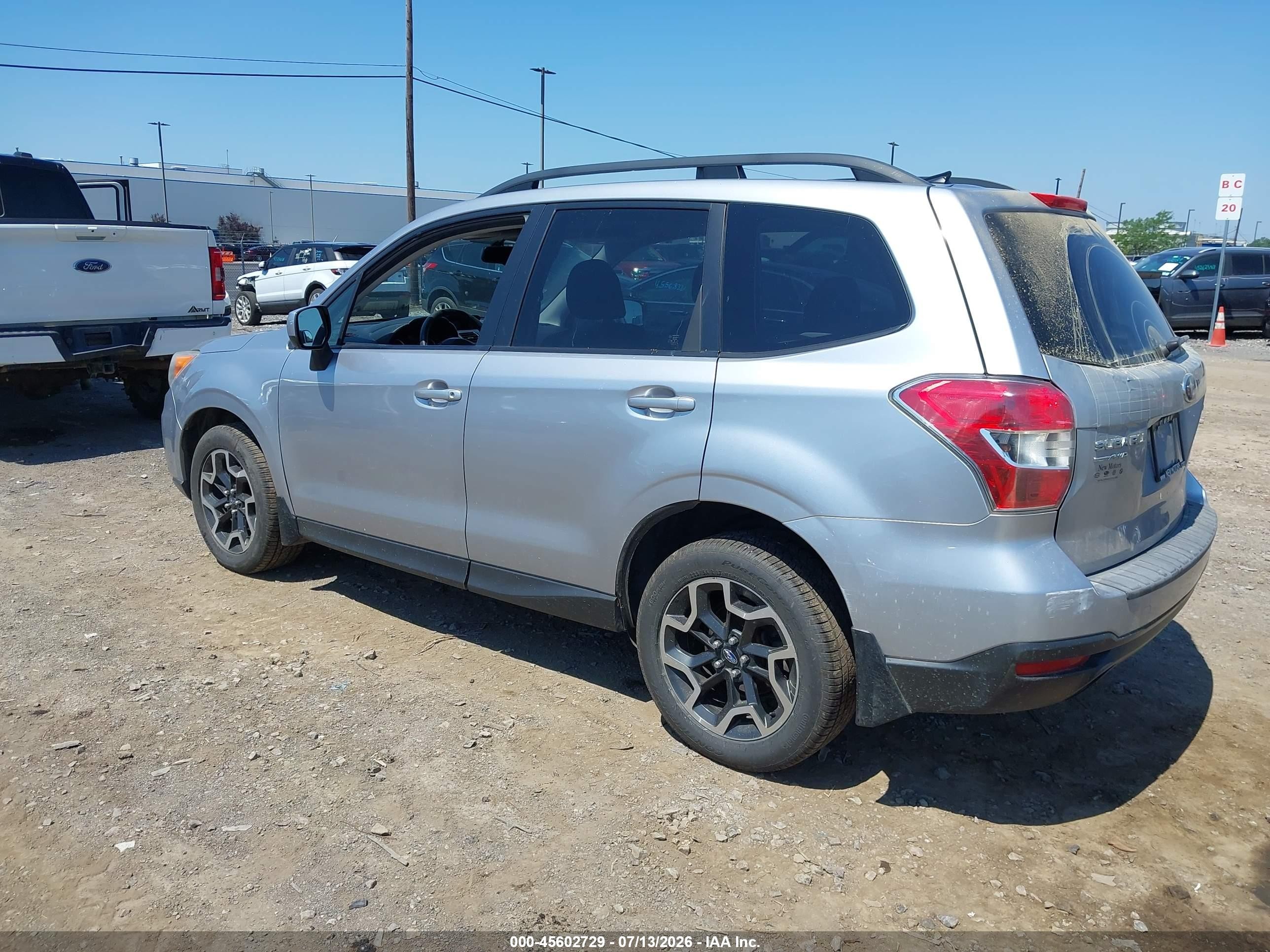 2014 Subaru Forester 2.5i Premium Silver vin: JF2SJAEC1EH453469