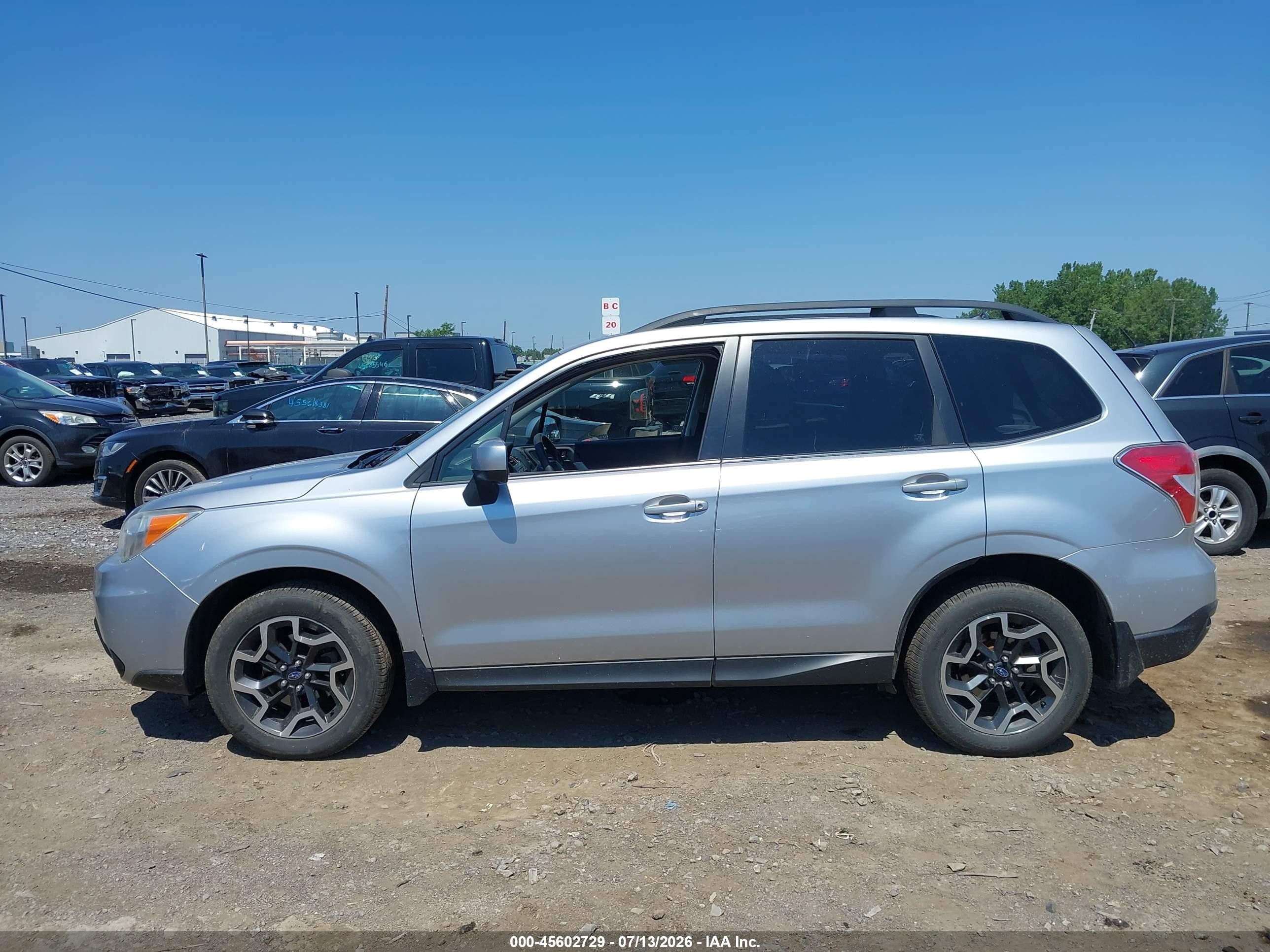 2014 Subaru Forester 2.5i Premium Silver vin: JF2SJAEC1EH453469