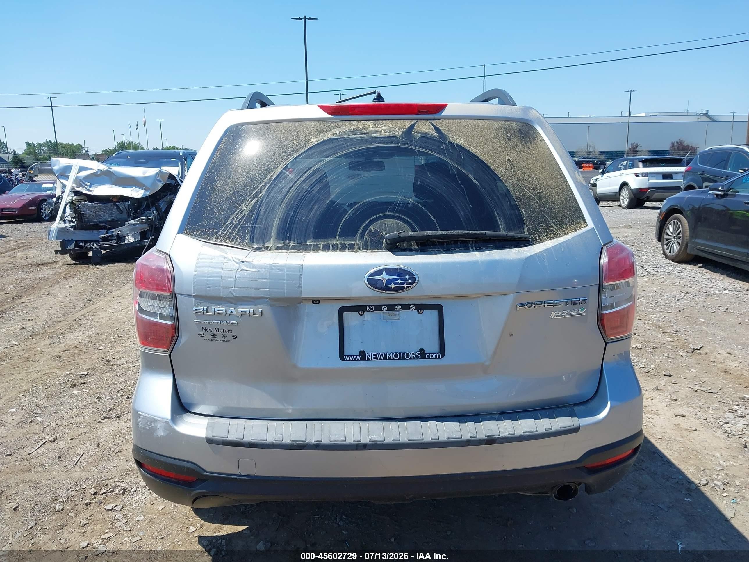 2014 Subaru Forester 2.5i Premium Silver vin: JF2SJAEC1EH453469