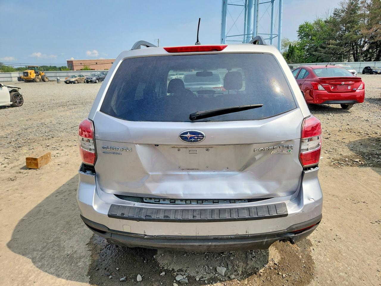 2014 Subaru Forester 2.5i Premium Silver vin: JF2SJAEC1EH453858
