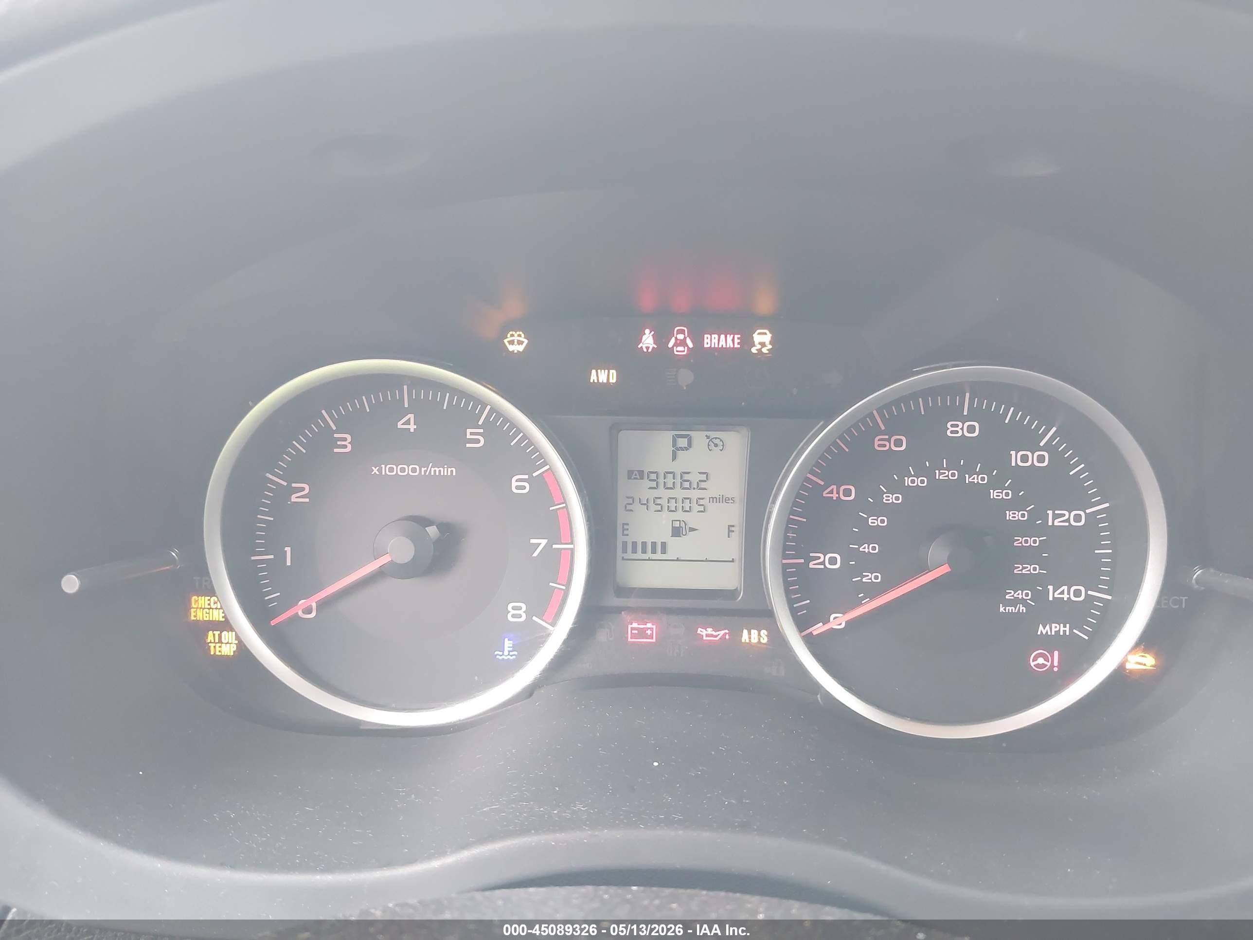 2014 Subaru Forester 2.5i Premium Silver vin: JF2SJAEC1EH527876