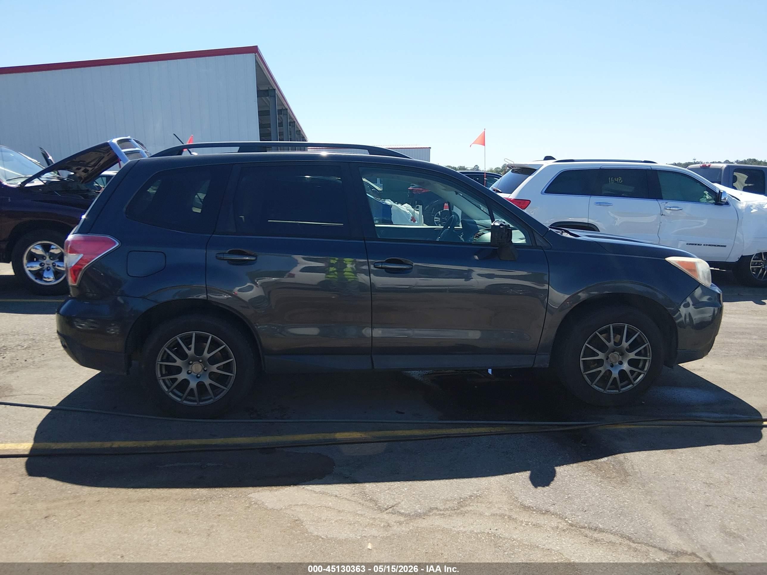 2014 Subaru Forester 2.5i Premium Gray vin: JF2SJAEC1EH558318