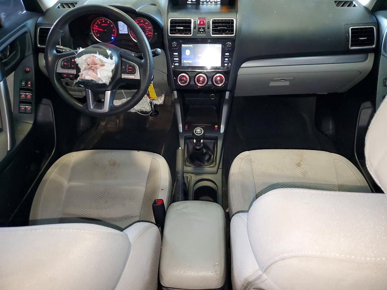 2018 Subaru Forester 2.5i Premium Серый vin: JF2SJAEC1JG552390