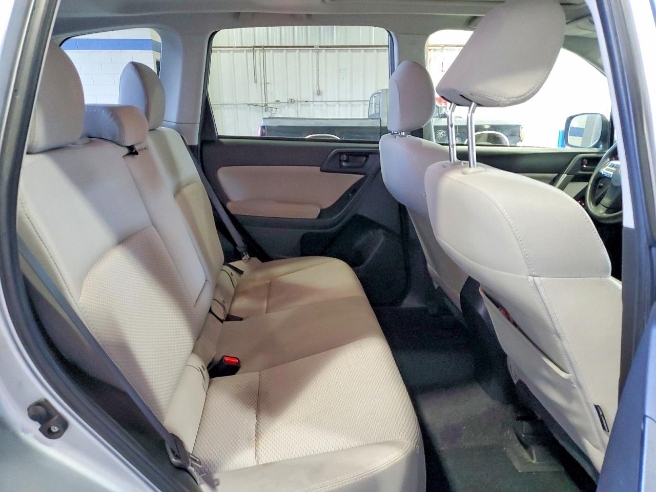 2014 Subaru Forester 2.5i Premium Silver vin: JF2SJAEC2EH474234