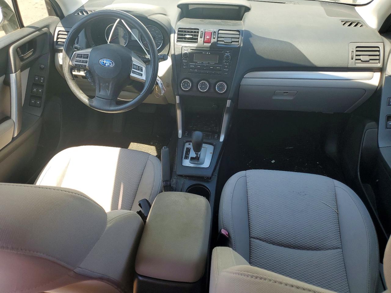 2014 Subaru Forester 2.5i Premium White vin: JF2SJAEC2EH481832