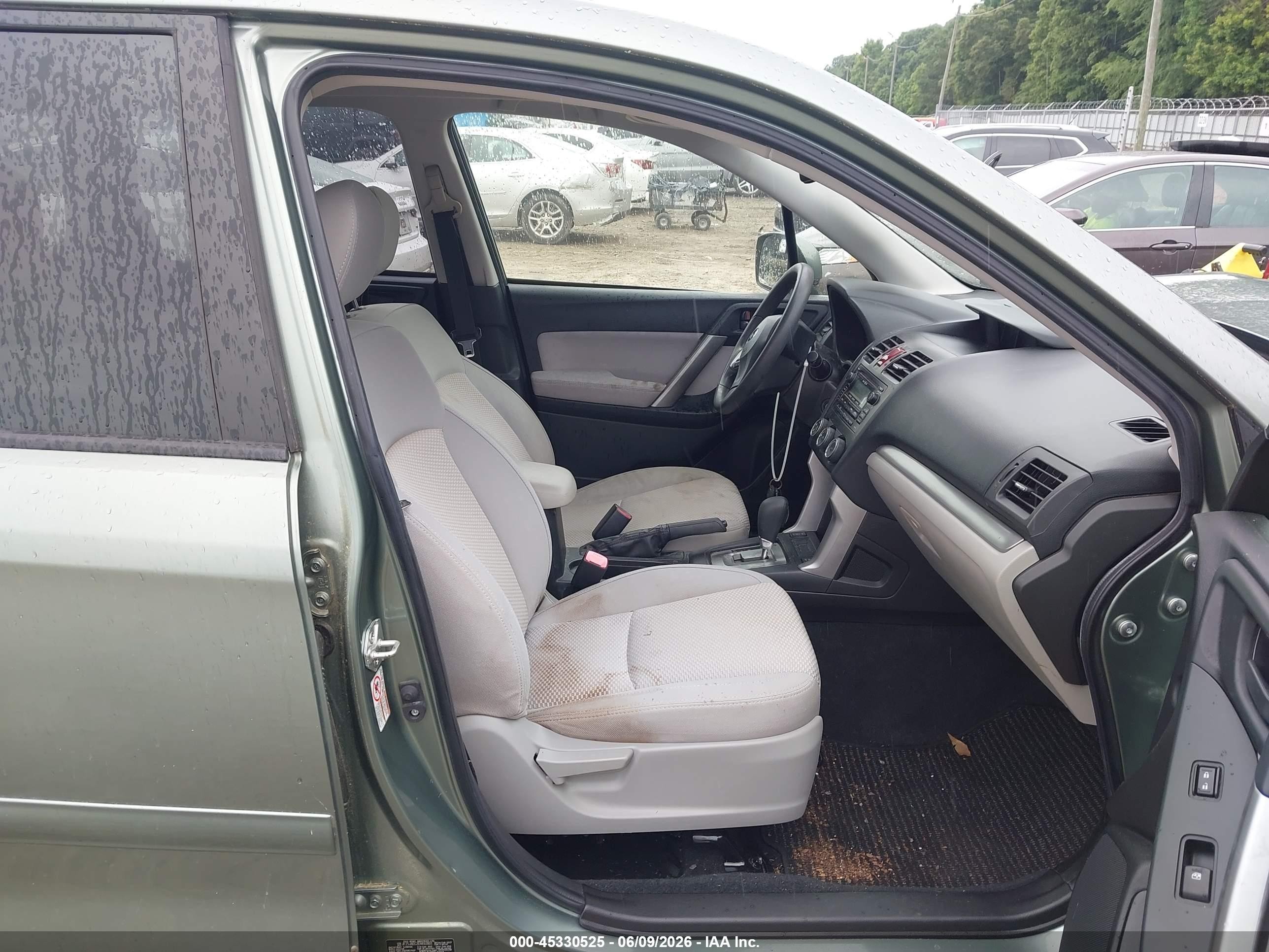 2014 Subaru Forester 2.5i Premium Green vin: JF2SJAEC2EH492801
