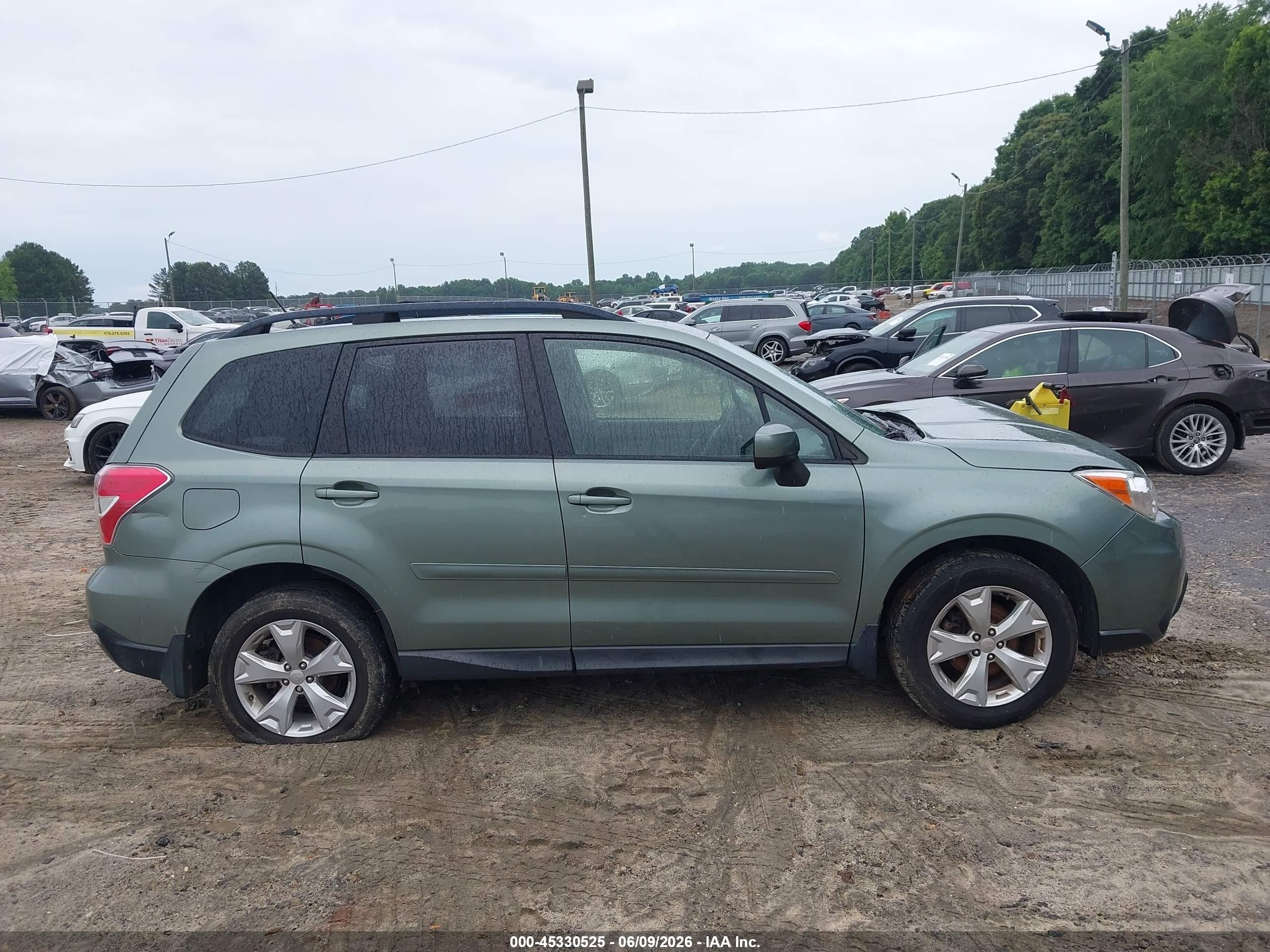 2014 Subaru Forester 2.5i Premium Green vin: JF2SJAEC2EH492801