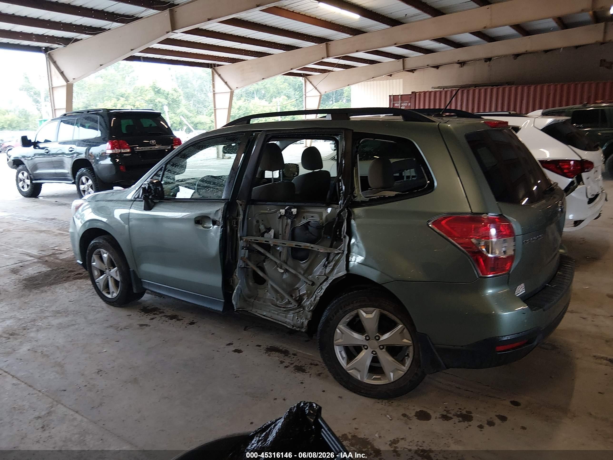 2014 Subaru Forester 2.5i Premium Зеленый vin: JF2SJAEC2EH545903