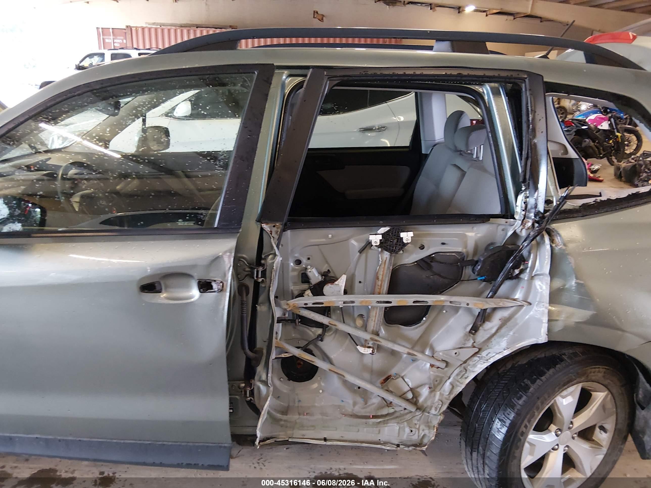 2014 Subaru Forester 2.5i Premium Зеленый vin: JF2SJAEC2EH545903