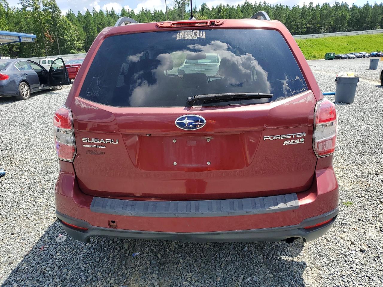 2014 Subaru Forester 2.5i Premium Burgundy vin: JF2SJAEC2EH432615