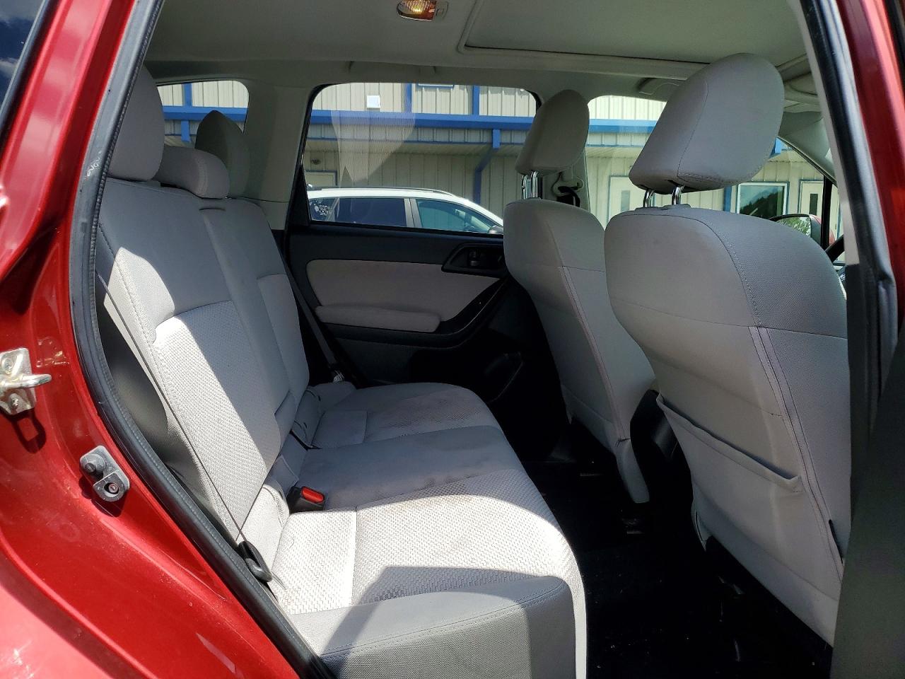 2014 Subaru Forester 2.5i Premium Burgundy vin: JF2SJAEC2EH432615