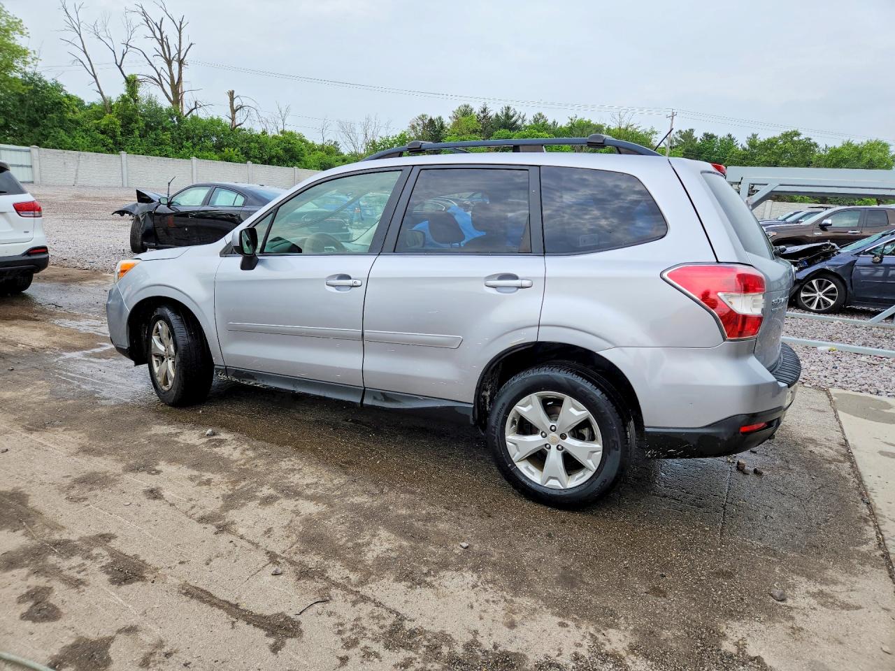 2014 Subaru Forester 2.5i Premium Silver vin: JF2SJAEC3EH400434