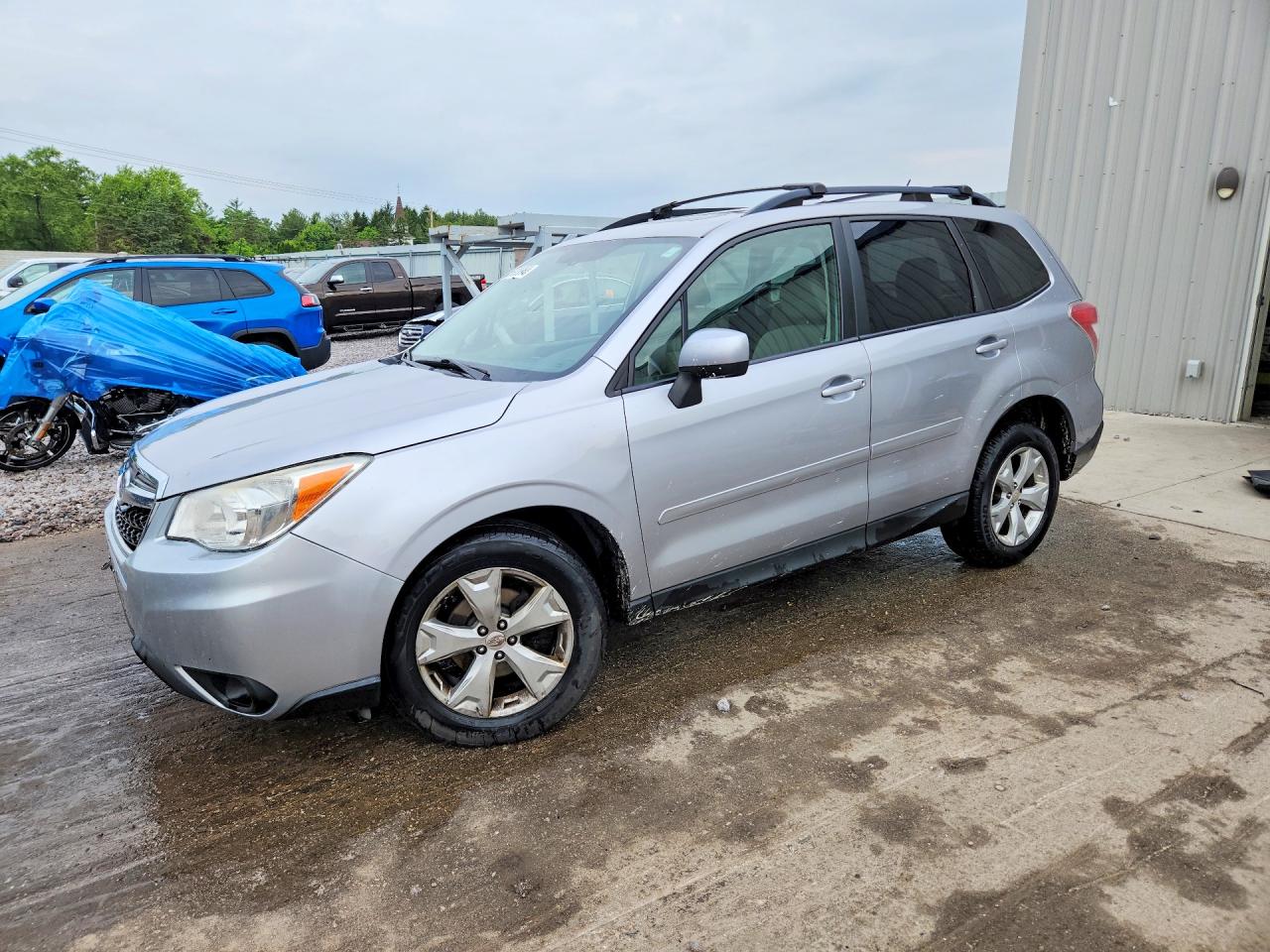 2014 Subaru Forester 2.5i Premium Silver vin: JF2SJAEC3EH400434
