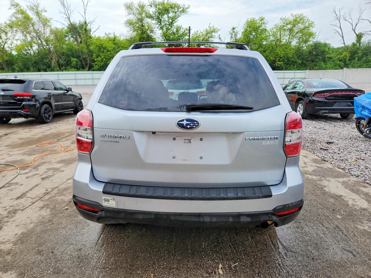 2014 Subaru Forester 2.5i Premium Silver vin: JF2SJAEC3EH400434