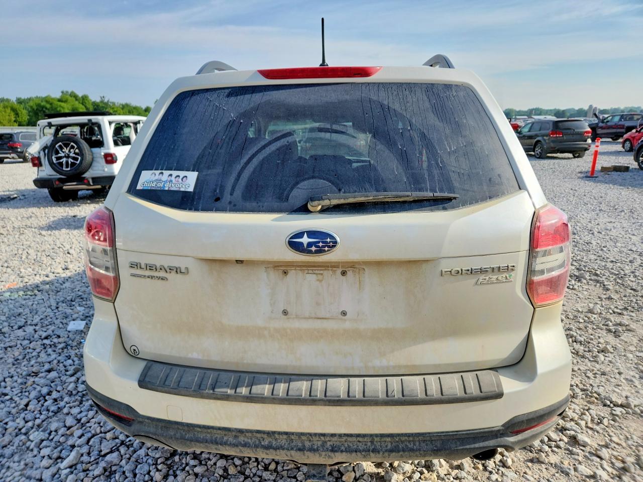2014 Subaru Forester 2.5i Premium Белый vin: JF2SJAEC3EH416083