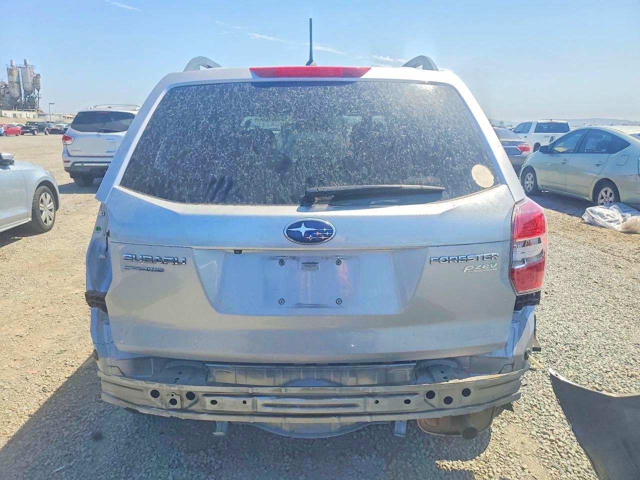 2014 Subaru Forester 2.5i Premium Silver vin: JF2SJAEC3EH428248