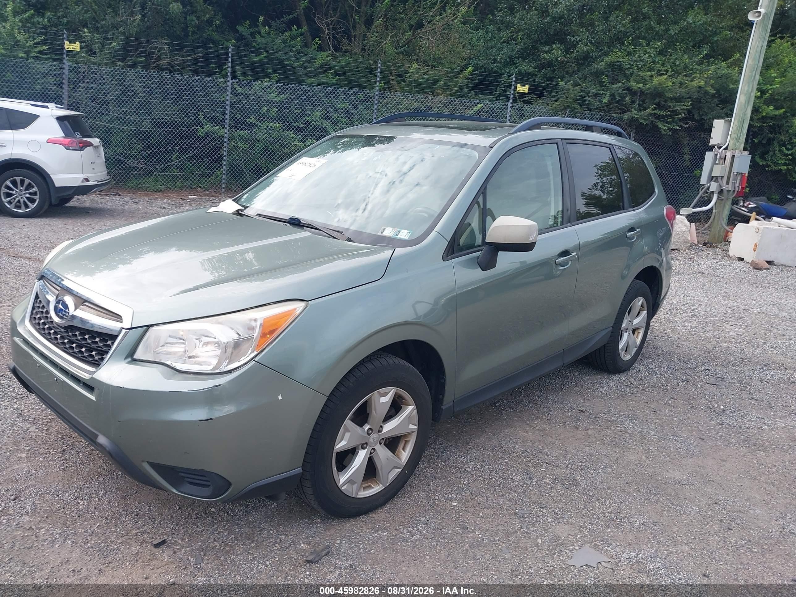 2014 Subaru Forester 2.5i Premium Green vin: JF2SJAEC3EH472475