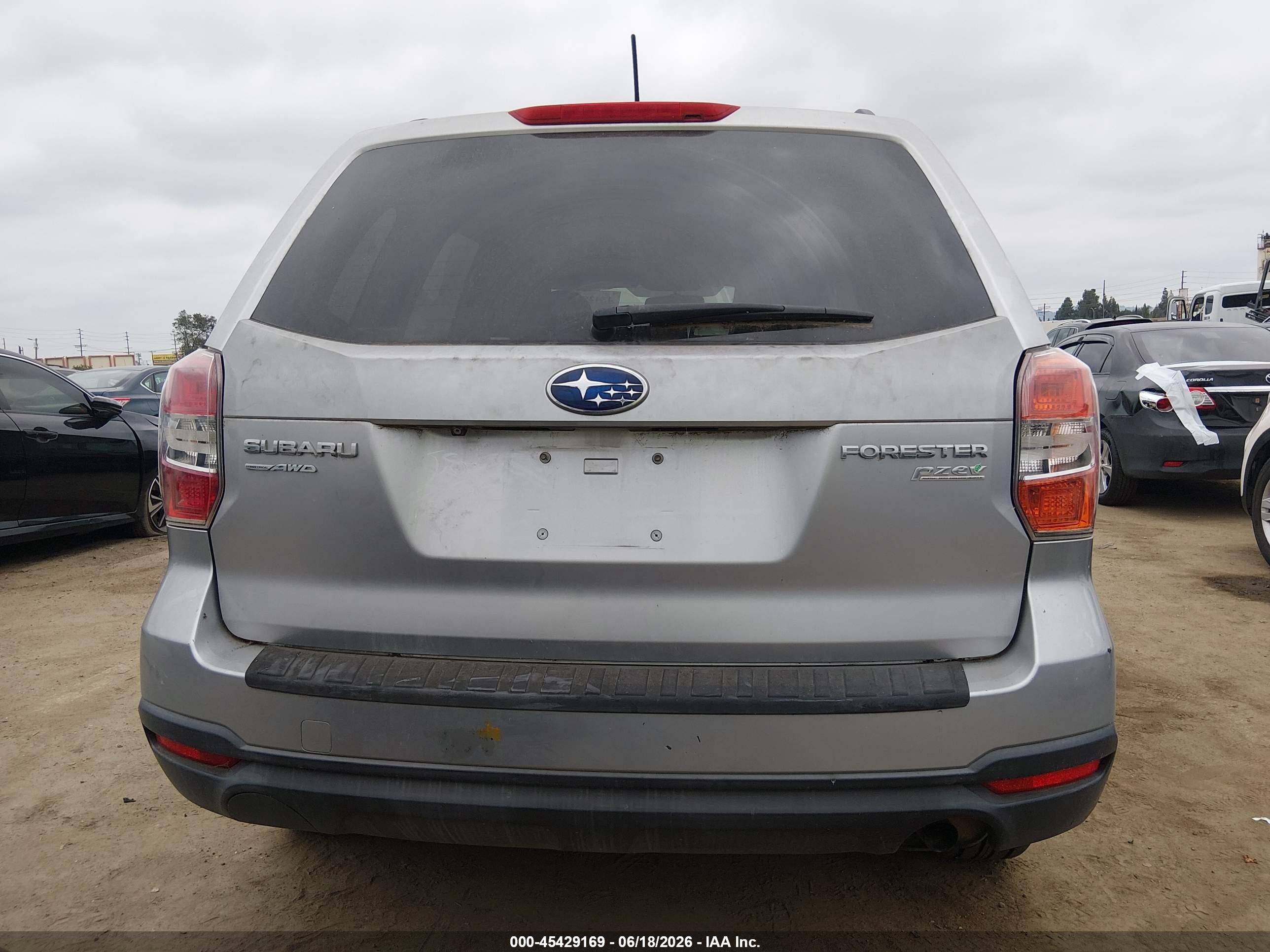 2014 Subaru Forester 2.5i Premium Gray vin: JF2SJAEC3EH524803