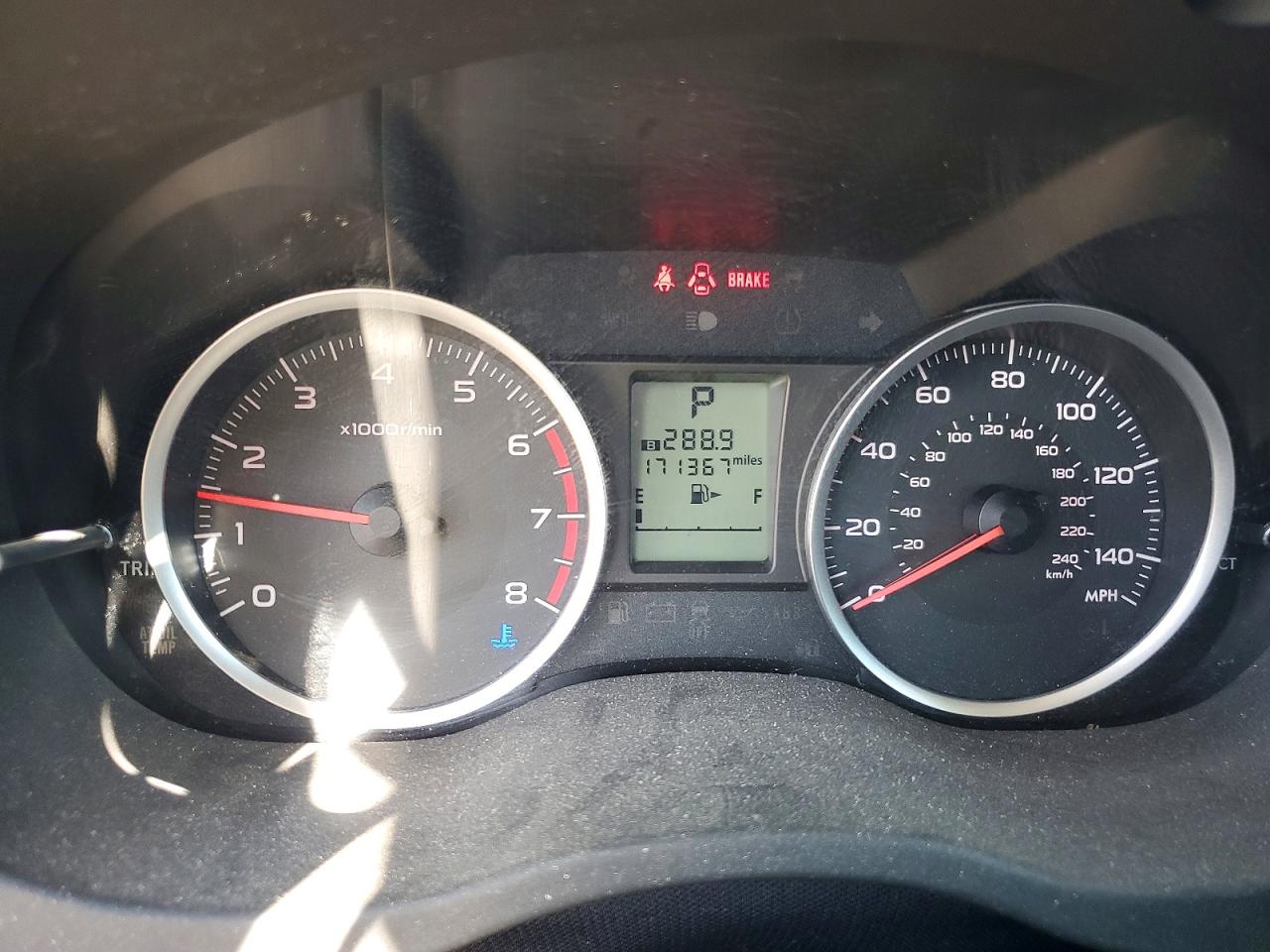2014 Subaru Forester 2.5i Premium Silver vin: JF2SJAEC3EH543898