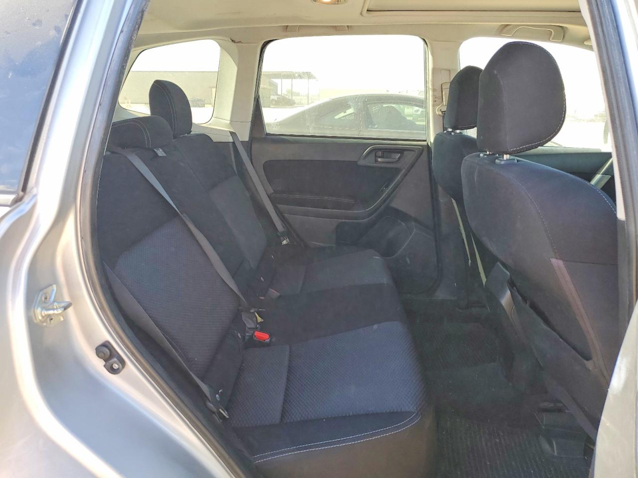 2014 Subaru Forester 2.5i Premium Silver vin: JF2SJAEC3EH543898