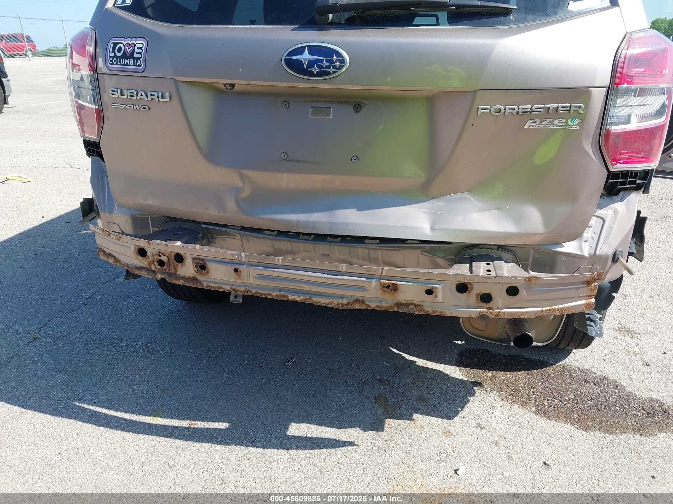 2014 Subaru Forester 2.5i Premium Tan vin: JF2SJAEC4EH429280